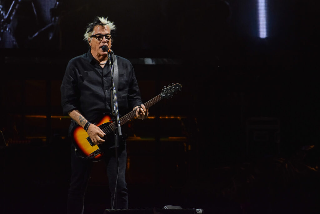 The Offspring lead guitarist Kevin 