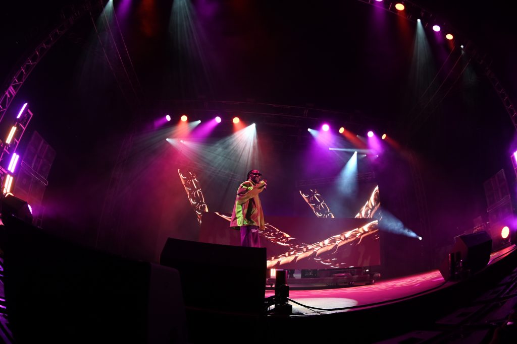 Prior to Baby Keem, 2 Chainz rocked the stage with his biggest hits, hyping up the crowd in anticipation for the co-headliner. April 29, 2022. Photo by Brooke Kato