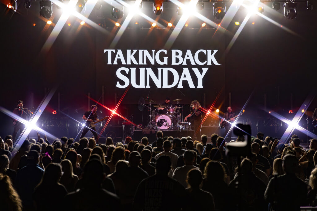 Taking Back Sunday performs '