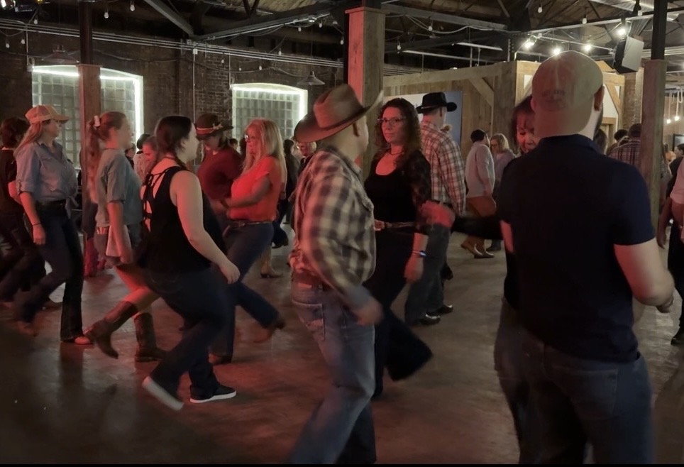 Perotti dances at Middle Ages