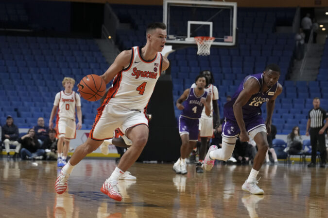 Syracuse Orange vs Niagara Purple Eagles