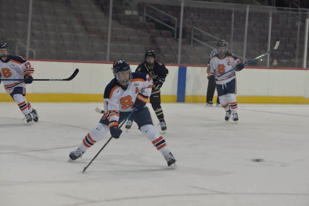 Emma Polaski (7) gets in position to pick up a pass during a game against Lindenwood in the CHA Tournament on Mar. 4, 2021.