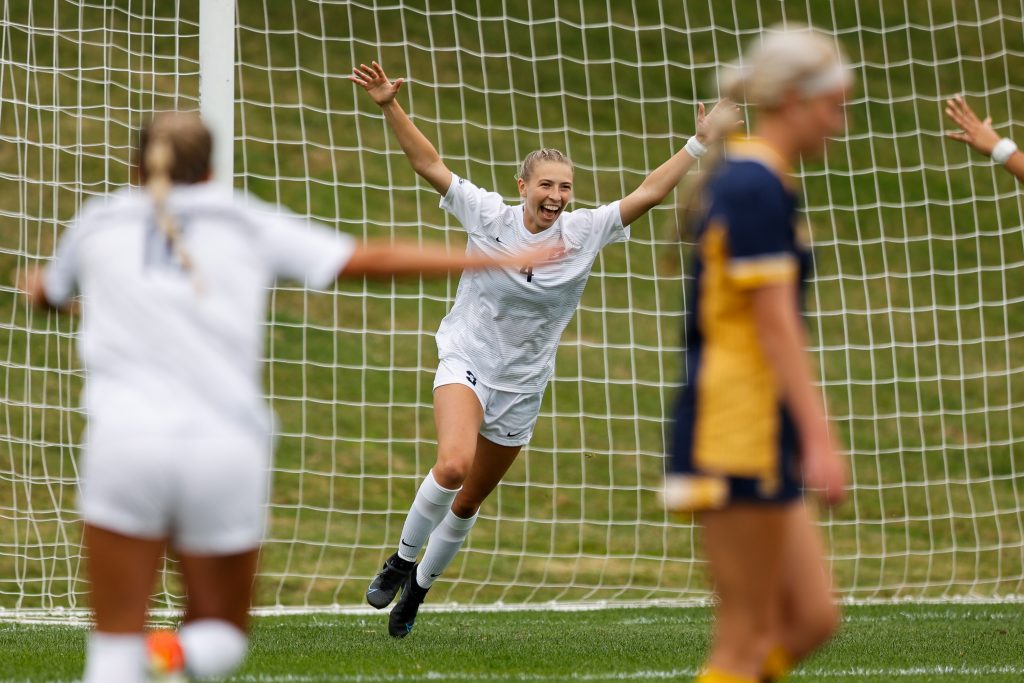 NCAA Women’s Soccer: Merrimack Warriors vs Syracuse Orange