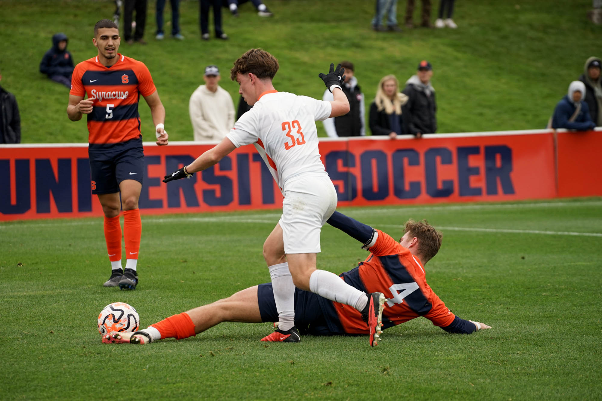 SU men's soccer settles for tie with Louisville